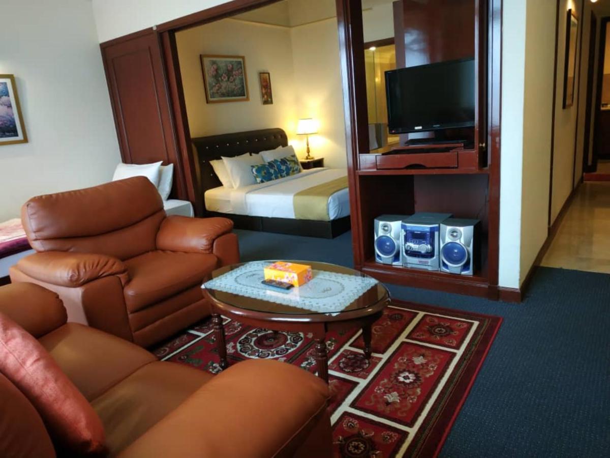 100100 Suites At Times Square Malaysia Kuala Lumpur Esterno foto